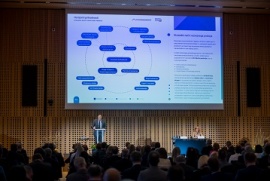 Vrh slovenskega gospodarstva: ukrepi za socialno-ekološko tržno gospodarstvo Slovenije
