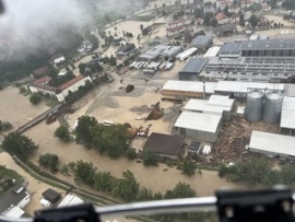 Pomoč prizadetim v najhujši ujmi doslej